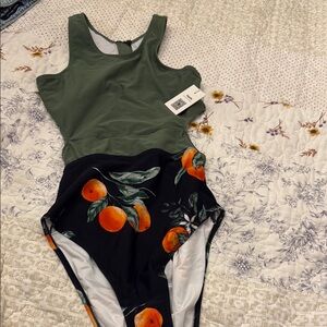 CUPSHE Green and Black Swimsuit with Orange Print medium